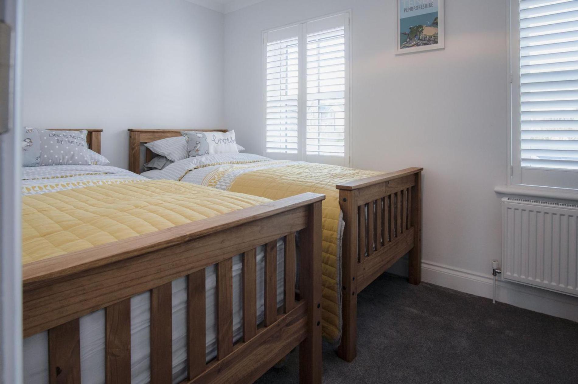 Ty Melyn - 2 Bedroom Cottage - Tenby Bagian luar foto