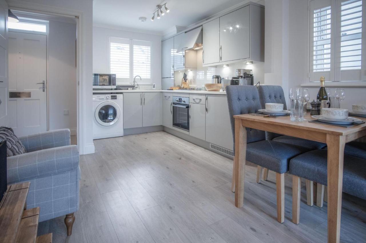 Ty Melyn - 2 Bedroom Cottage - Tenby Bagian luar foto