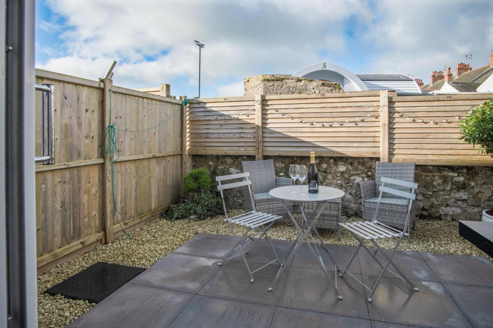 Ty Melyn - 2 Bedroom Cottage - Tenby Bagian luar foto