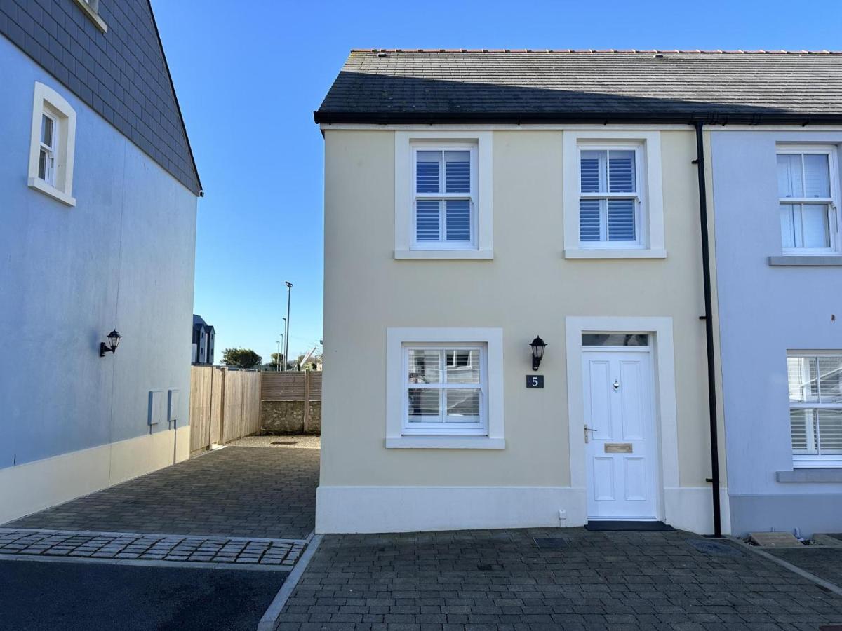 Ty Melyn - 2 Bedroom Cottage - Tenby Bagian luar foto