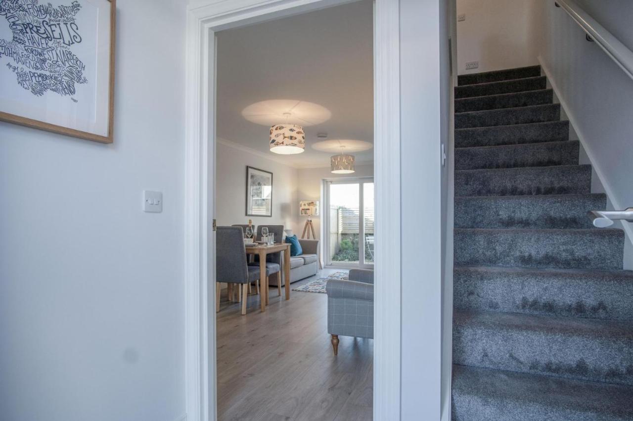 Ty Melyn - 2 Bedroom Cottage - Tenby Bagian luar foto