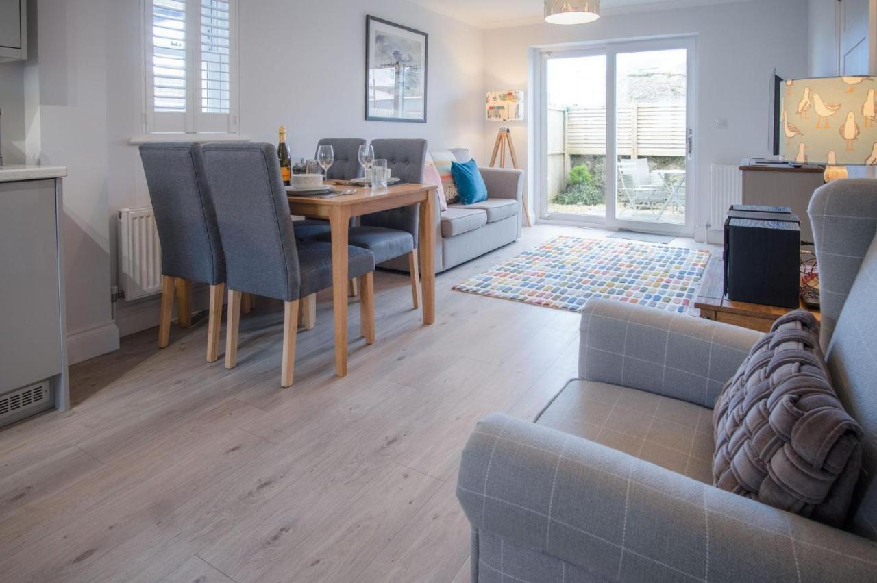 Ty Melyn - 2 Bedroom Cottage - Tenby Bagian luar foto